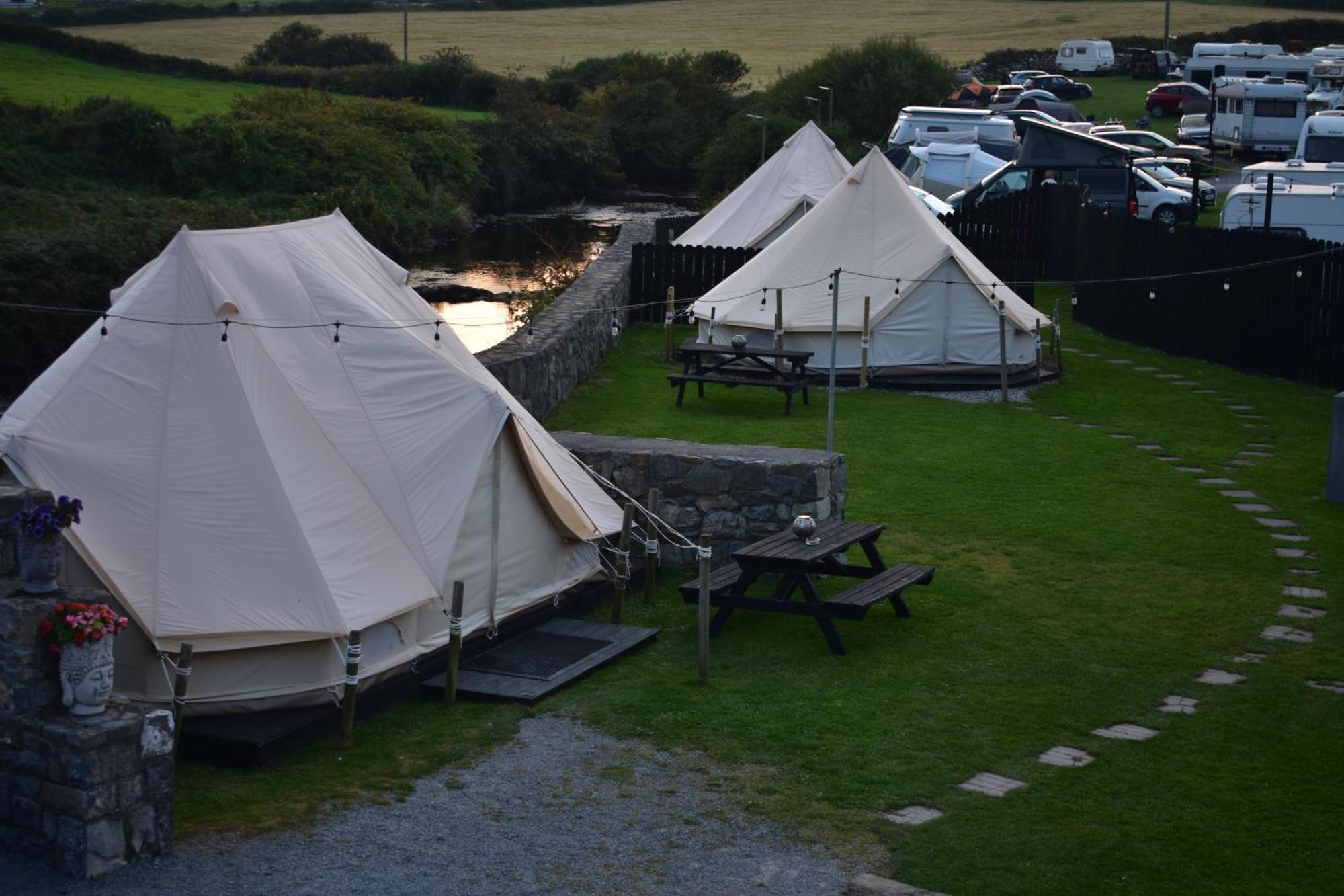 Doolin Glamping Hotel ภายนอก รูปภาพ